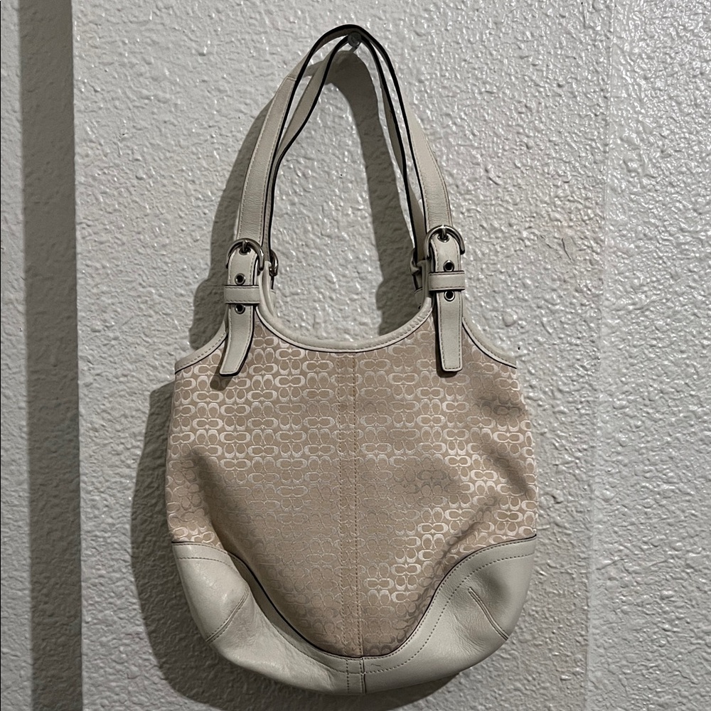 Small Cream Coach Shoulder Bag